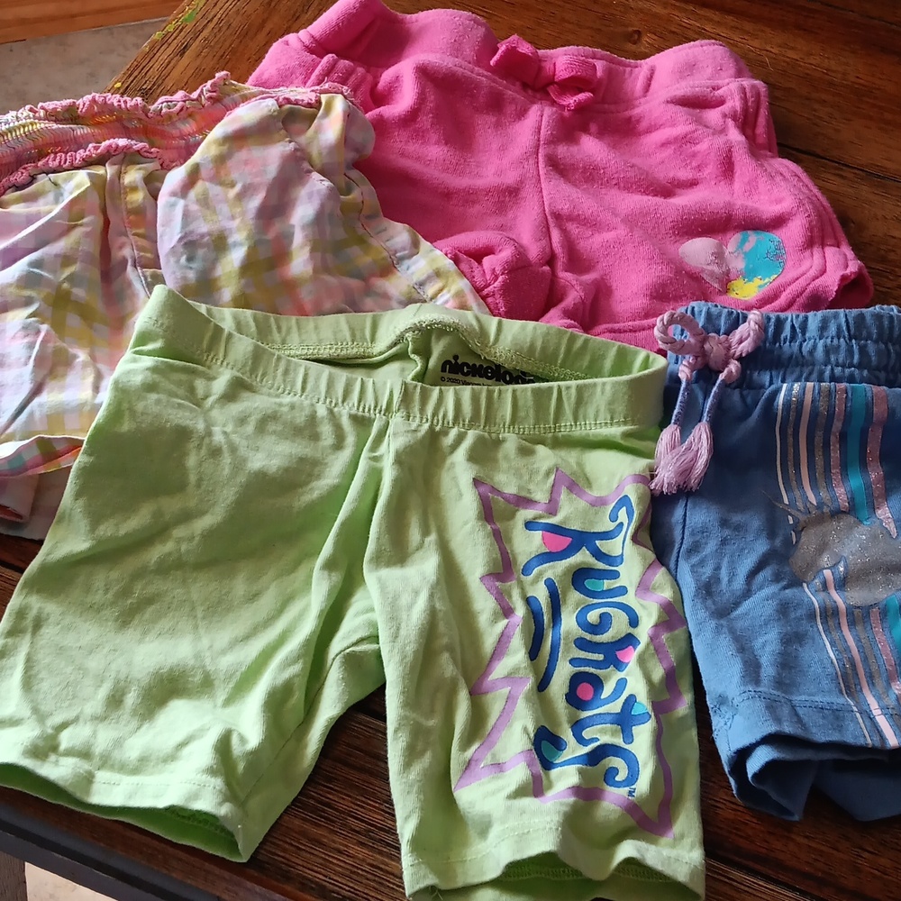 Bundle girls shorts
